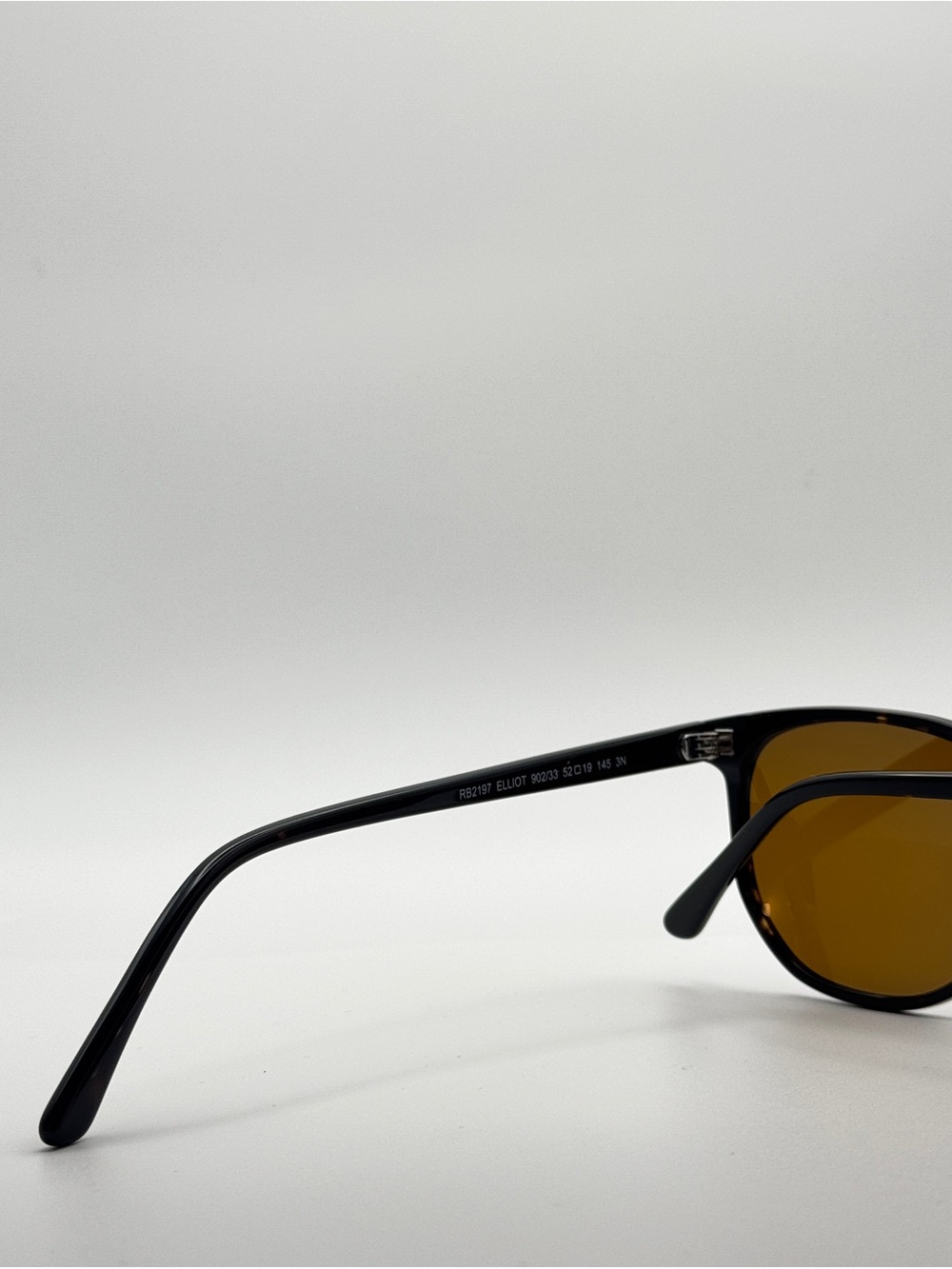Ray-Ban RB2197 ELLIOT - Picture 3 of 5
